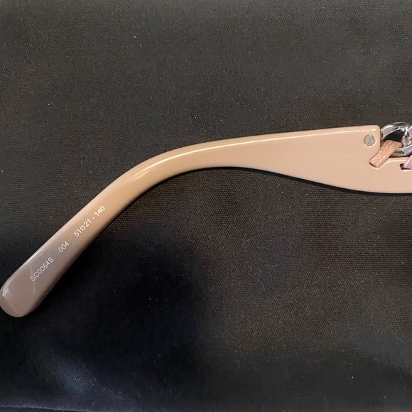 🌞🕶️✨ Stella McCartney Sunglasses in Light Pink/Rose Gold - Picture 4 of 4